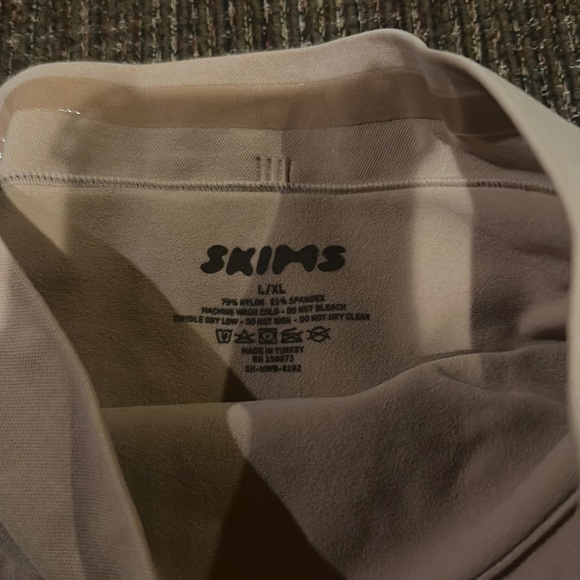 SKIMS SEAMLESS SCULPT HIGH-WAISTED BRIEF in Ochre NEW - Picture 7 of 8